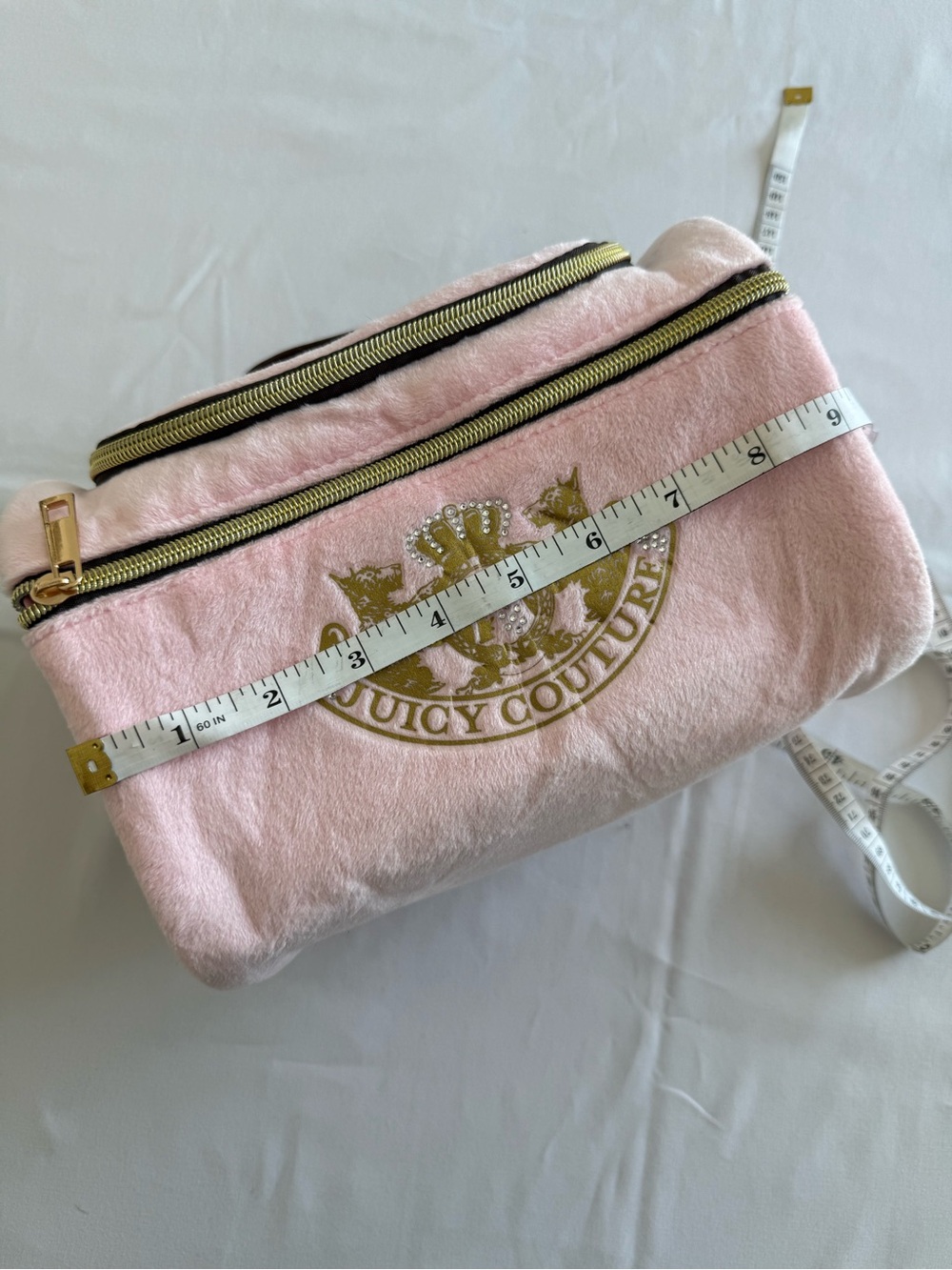 Juicy Couture Light Pink Fuzzy Travel Cosmetic Case - Picture 6 of 7